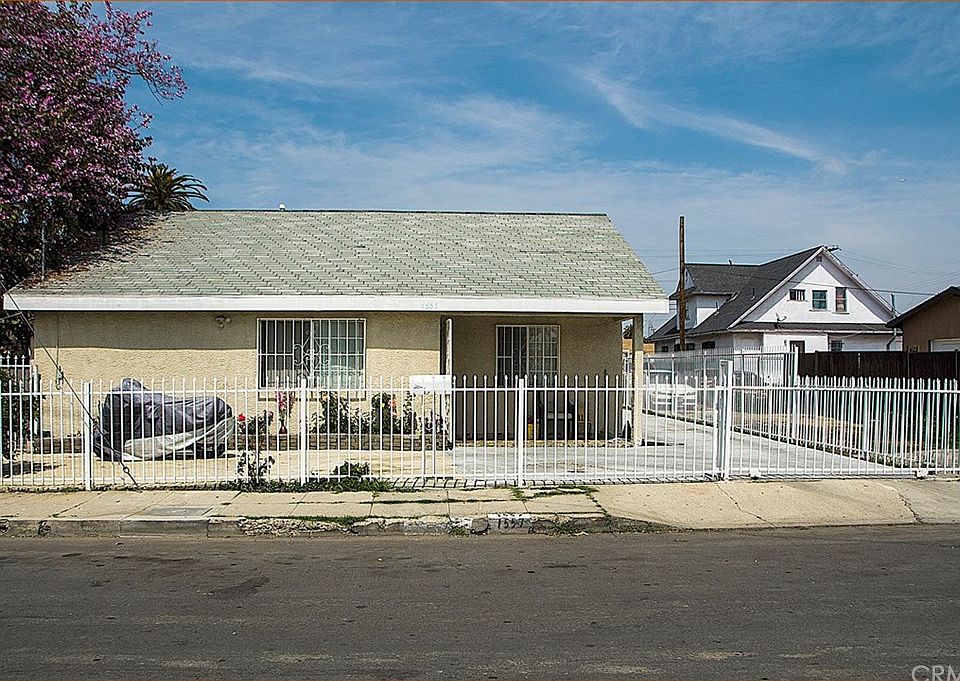 1st image of 1557 E 99th St