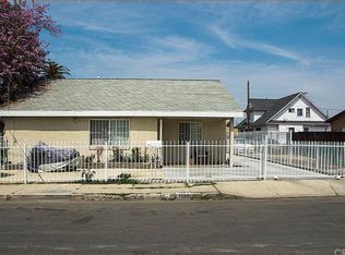 1557 E 99th St, Los Angeles, CA 90002