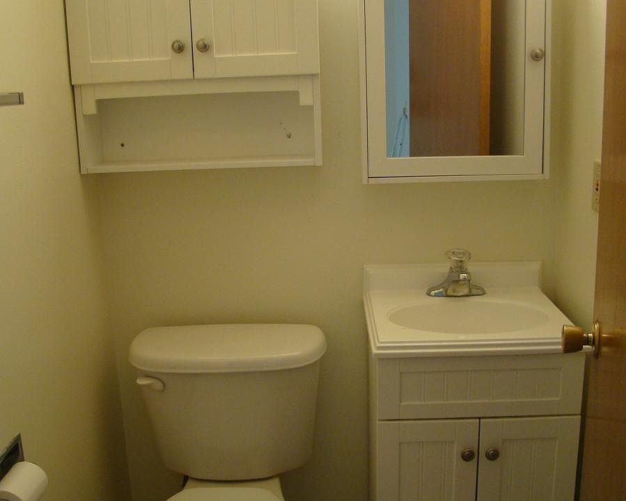 1/2 bath
