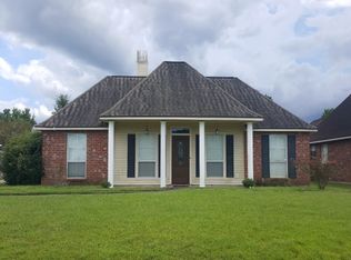 12210 Dove Hollow Dr, Denham Springs, LA 70726