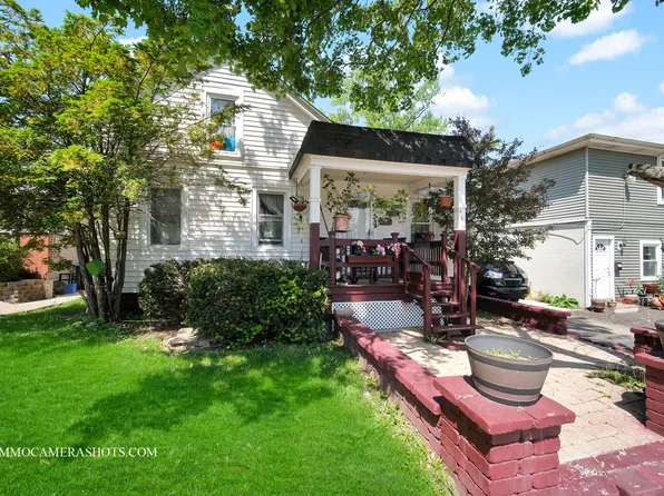 651 Spruce St, Aurora, IL 60506