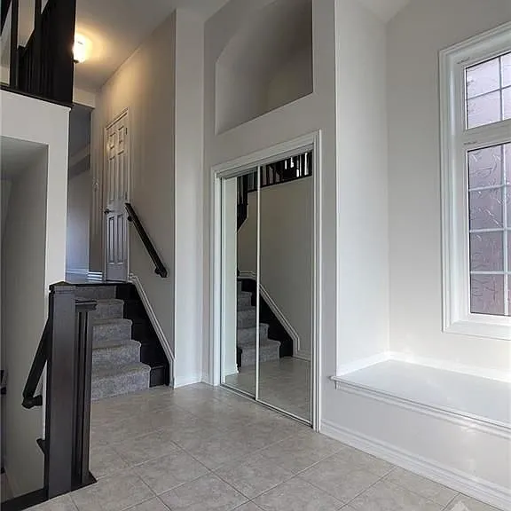 114 Bartonia Cir — Photo 3