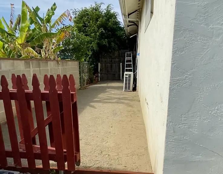 6821 Century St — Photo 16
