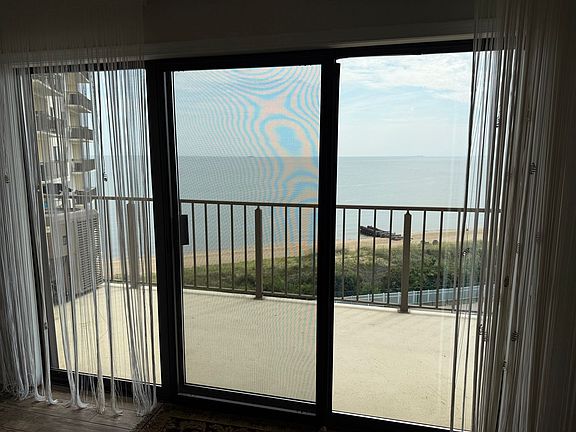 4th image of 100 E Ocean View Ave APT 810