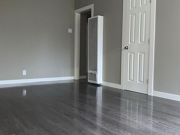 2nd image of 1223 Anaheim St #1261