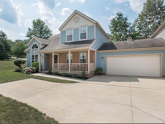 2nd image of 8683 Foxwood Ln