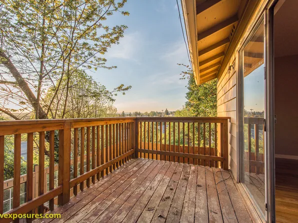 12025 SW 64th Ave, Portland, OR 97219