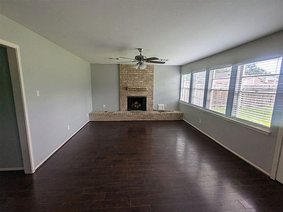5th image of 15822 Echo Hill Dr