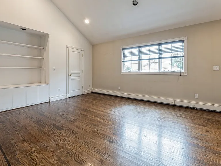 166 Churchill Rd — Photo 25