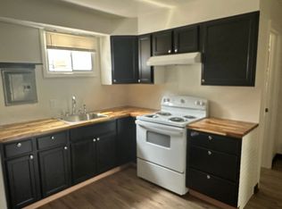 2327 E Midlothian Blvd, Struthers, OH 44471