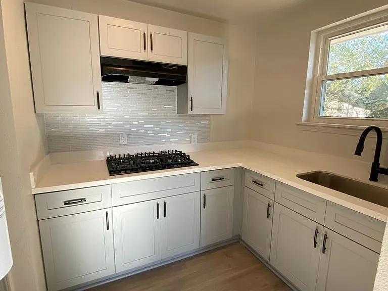 2114 Toledano St #201 — Photo 5