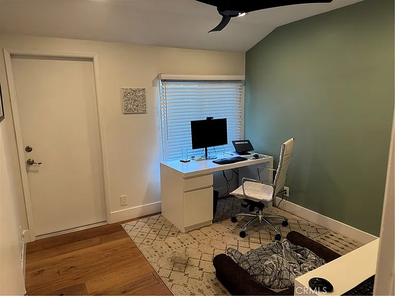 2831 Francis Ln — Photo 12