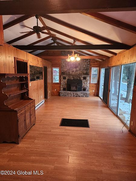 4th image of 1772 S Shore Road
