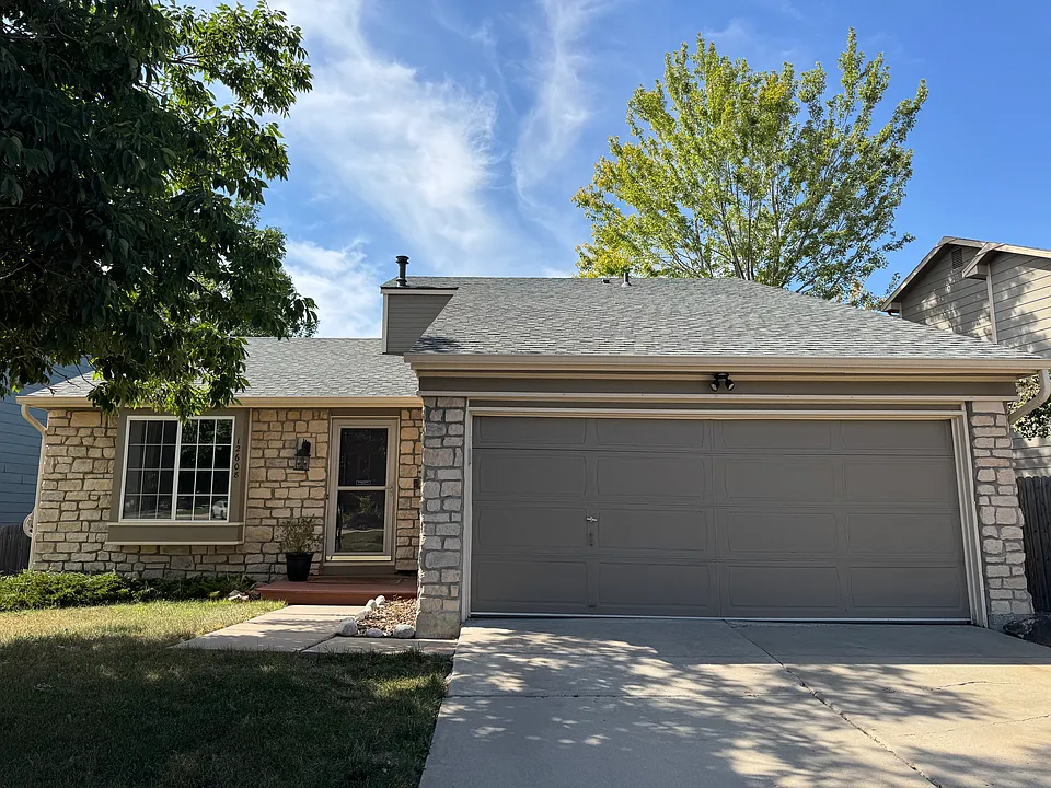 12608 W Prentice Dr