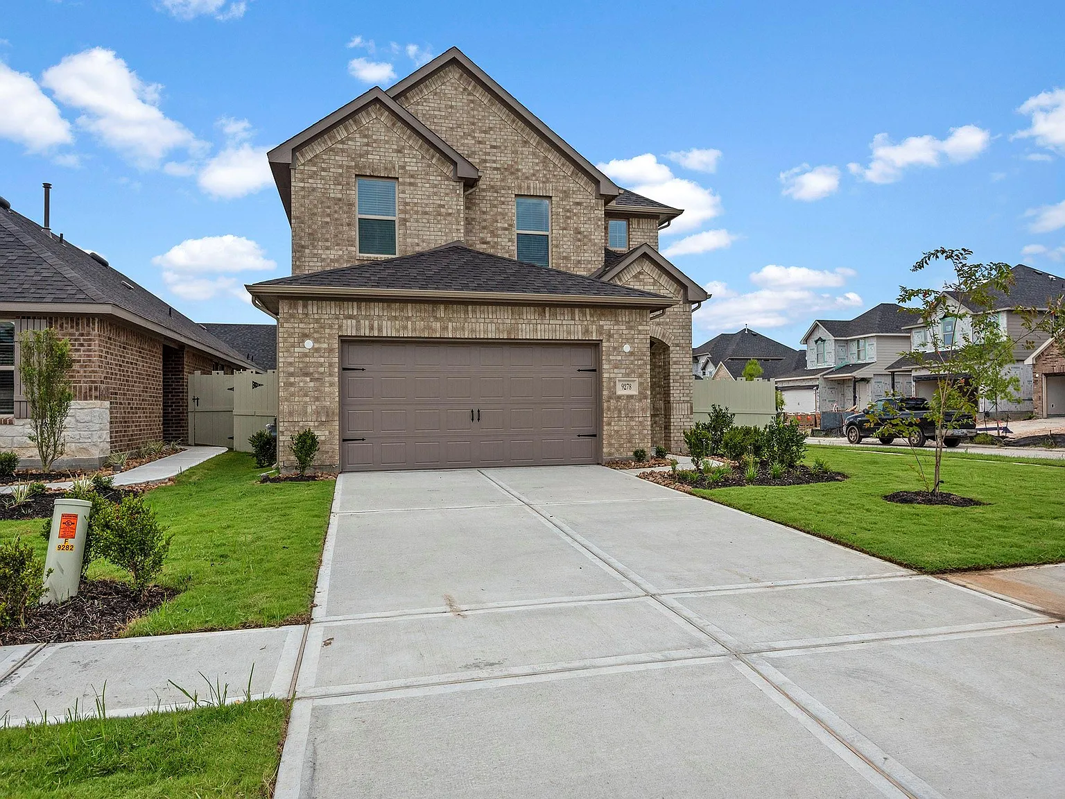4 bed, 2.5 bath, 2181 sqft, $2,500 — Photo 3