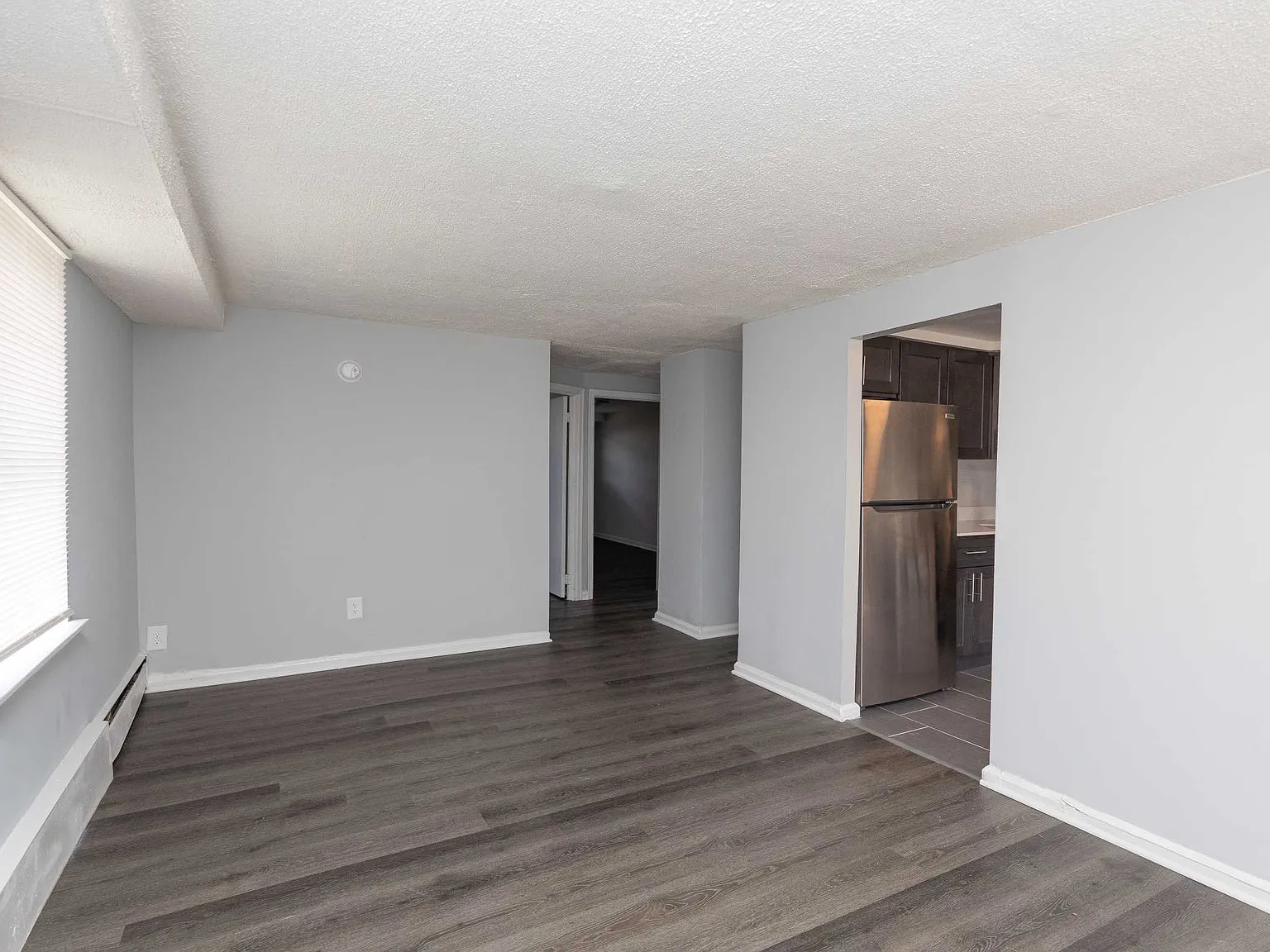Revere Court Apartments — Photo 3