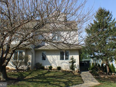 104 Pinebrooke Cir, Downingtown, PA, 19335