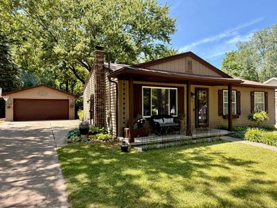 316 Colfax St, Fenton, MI, 48430