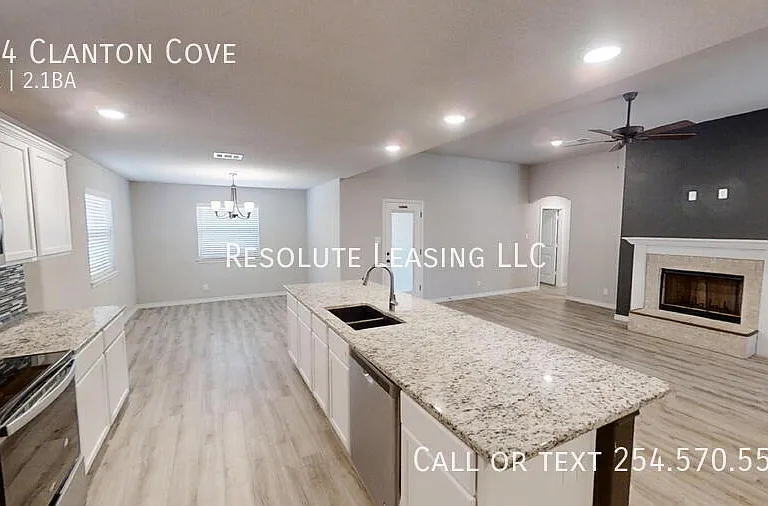 904 Clanton Cv — Photo 5