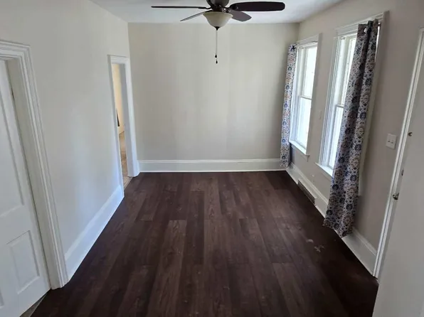 823 N 14th St, Manitowoc, WI 54220