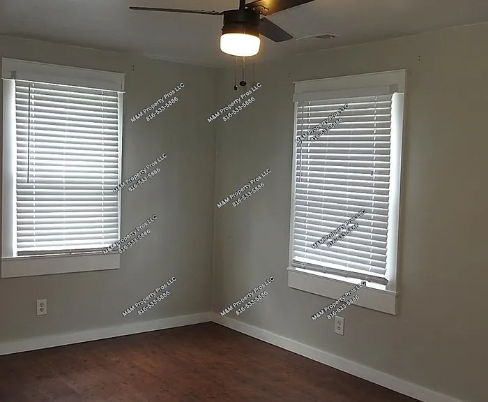 517 Holmes St #TOP — Photo 10