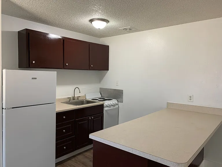 618 Rancheria Dr. — Photo 3