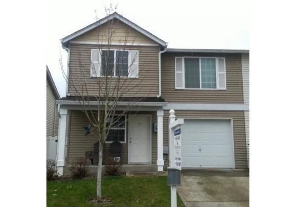 1st image of 7805 NE 62nd St