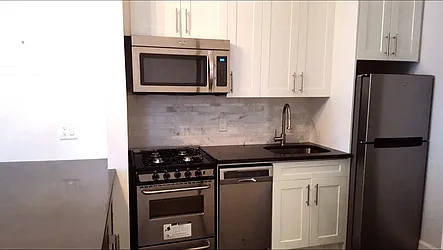 Rented by W Brothers Brokerage LLC