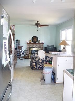 4th image of 6217 Thornwood Dr