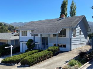 1023 Yosemite Dr, Pacifica, CA 94044