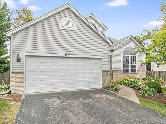 2nd image of 1802 Whispering Oaks Ct