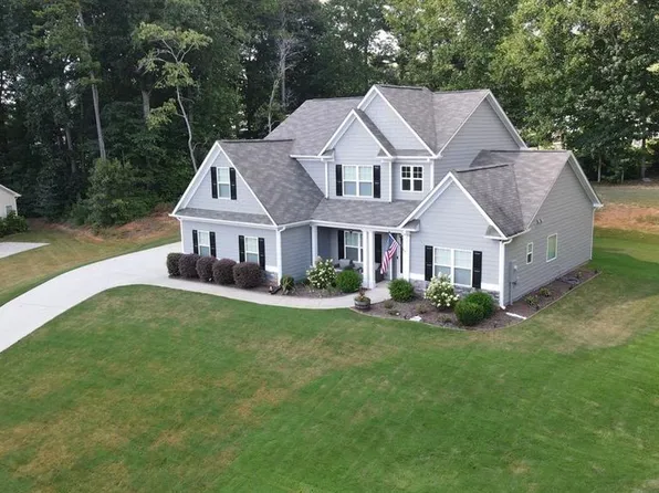 214 Copper Stem Dr, Dallas, GA 30157