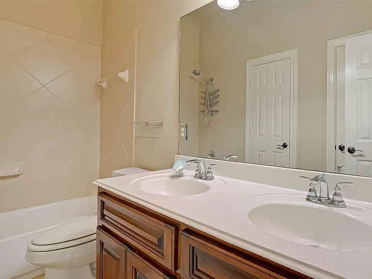 5422 Linden Rose Ln — Photo 28