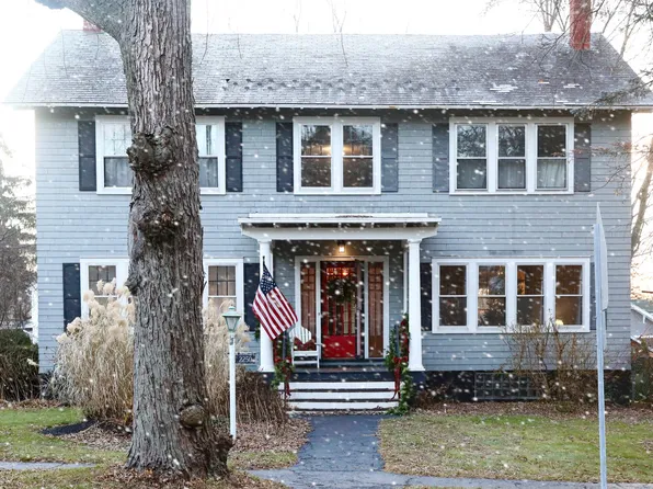 2250 Grand Boulevard, Niskayuna, NY 12309
