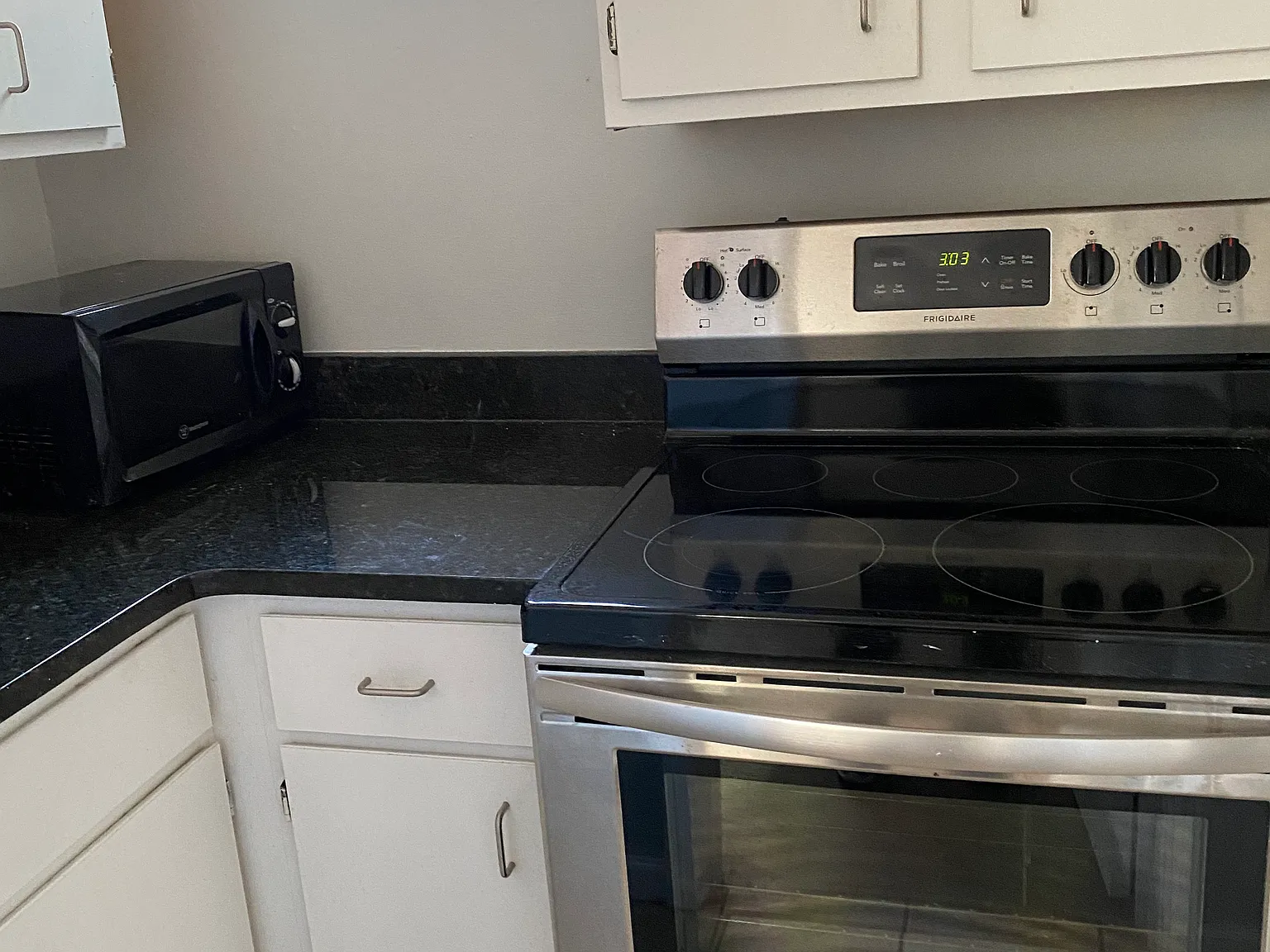 1 bed, $1,200 — Photo 1