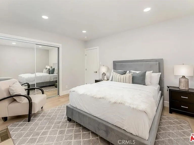 5628 Ponce Ave — Photo 22