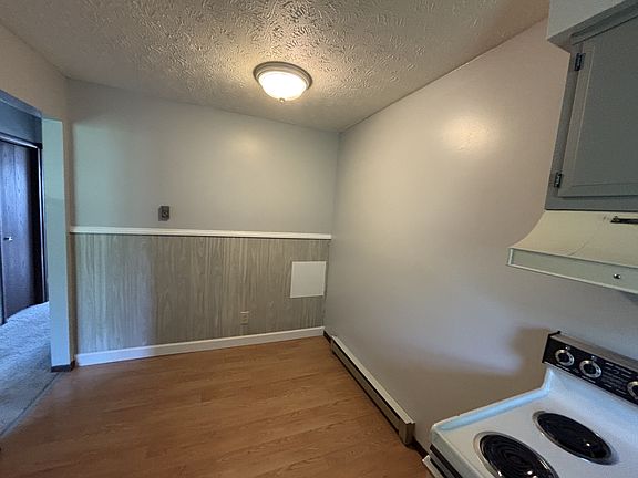 2nd image of 3855 Timberview St NW