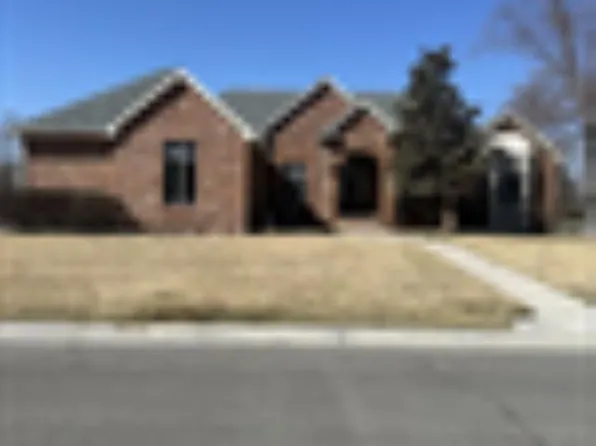 1421 N Krug Cir, Wichita, KS 67230