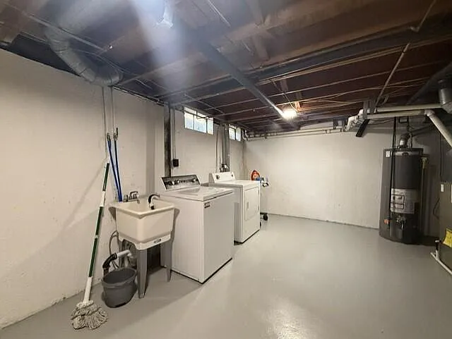 3485 Burbank Dr — Photo 16