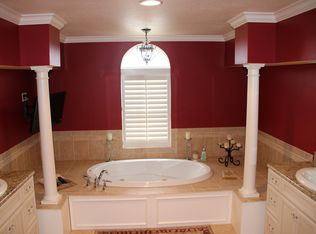 7017 Southberry Hl, Canfield, OH 44406