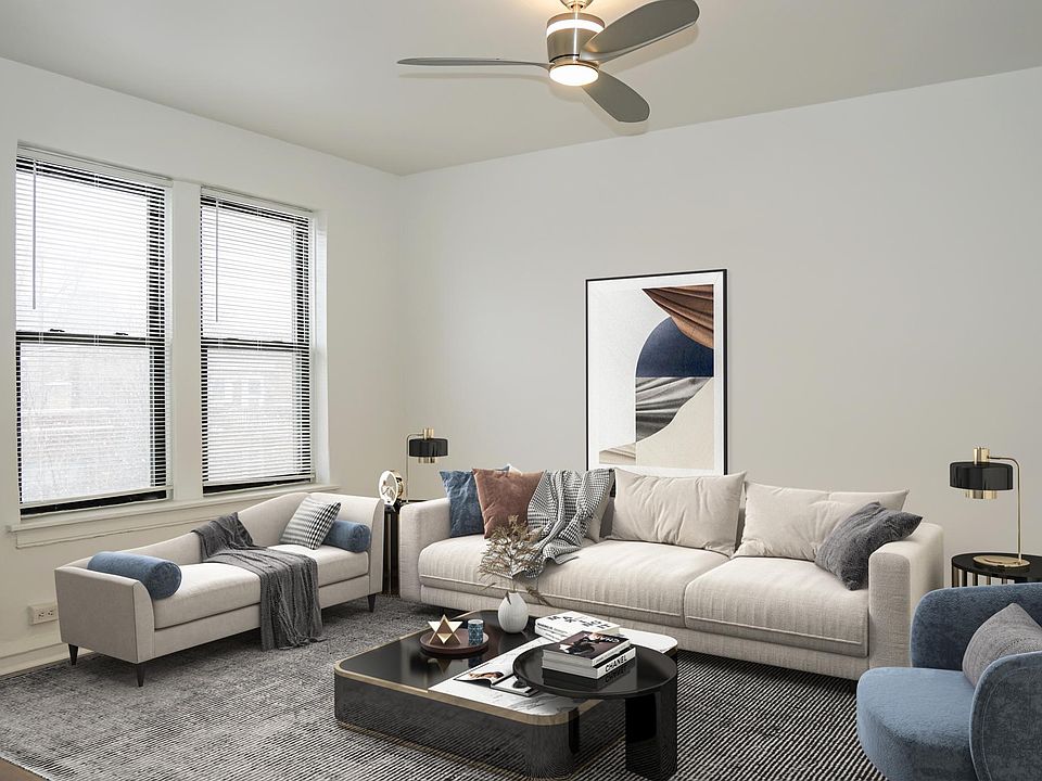 1st image of 642 W Aldine Ave #306