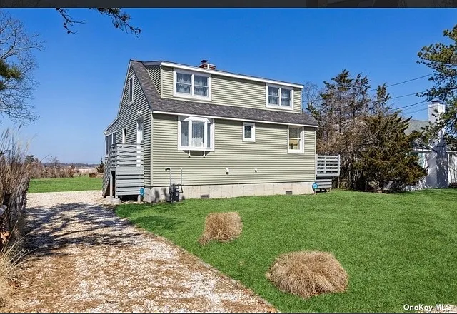 42 Pine Ave — Photo 2