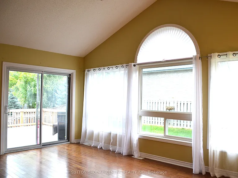 58 Bloxham Pl — Photo 9