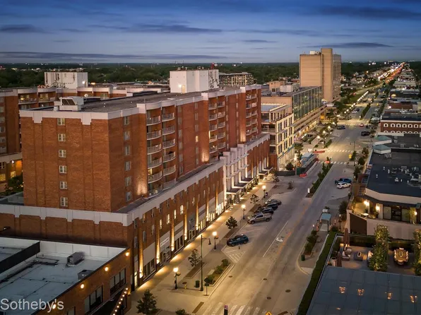 411 S Old Woodward Ave Unit 704, Birmingham, MI 48009