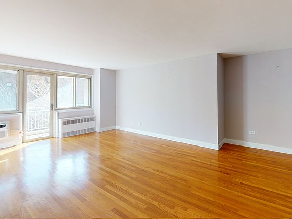4th image of 70 W 93rd St #706E