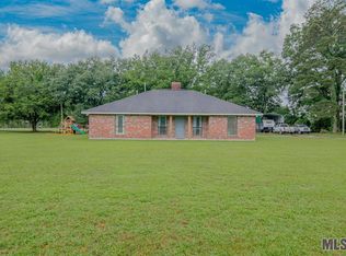 14483 Blackwater Rd, Baker, LA 70714