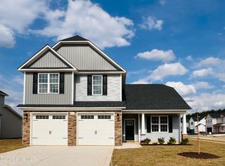 231 Watercress Ln, Raeford, NC 28376