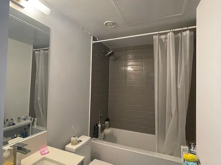 181 Dundas St E #3808 — Photo 14