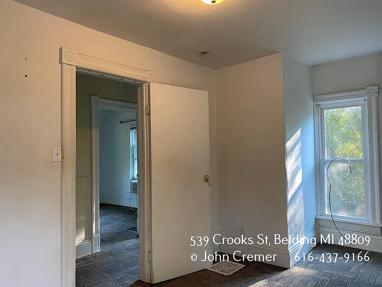 539 Crooks St — Photo 18