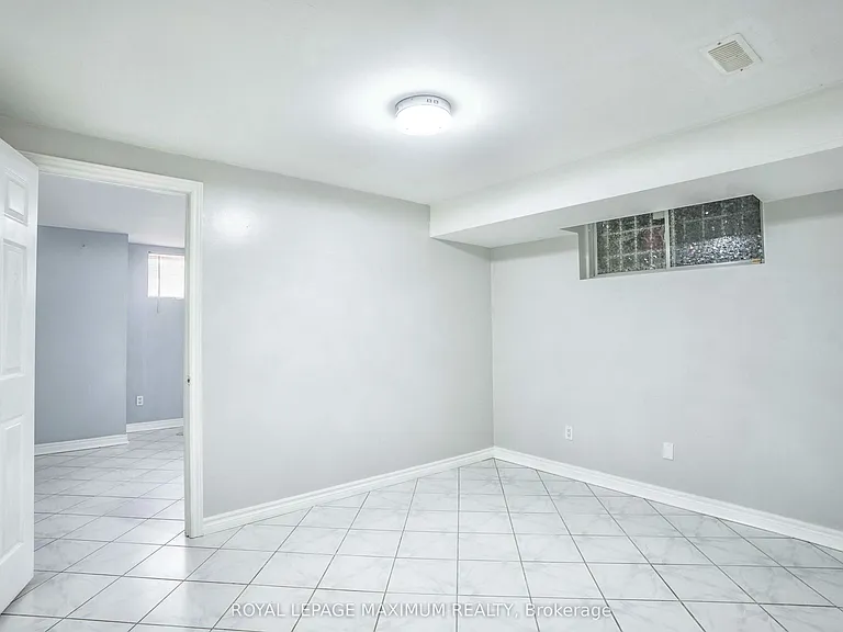 641 Caledonia Rd #BASEMENT — Photo 18